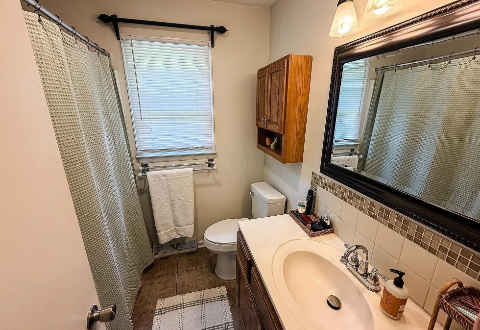 Unit A Bathroom